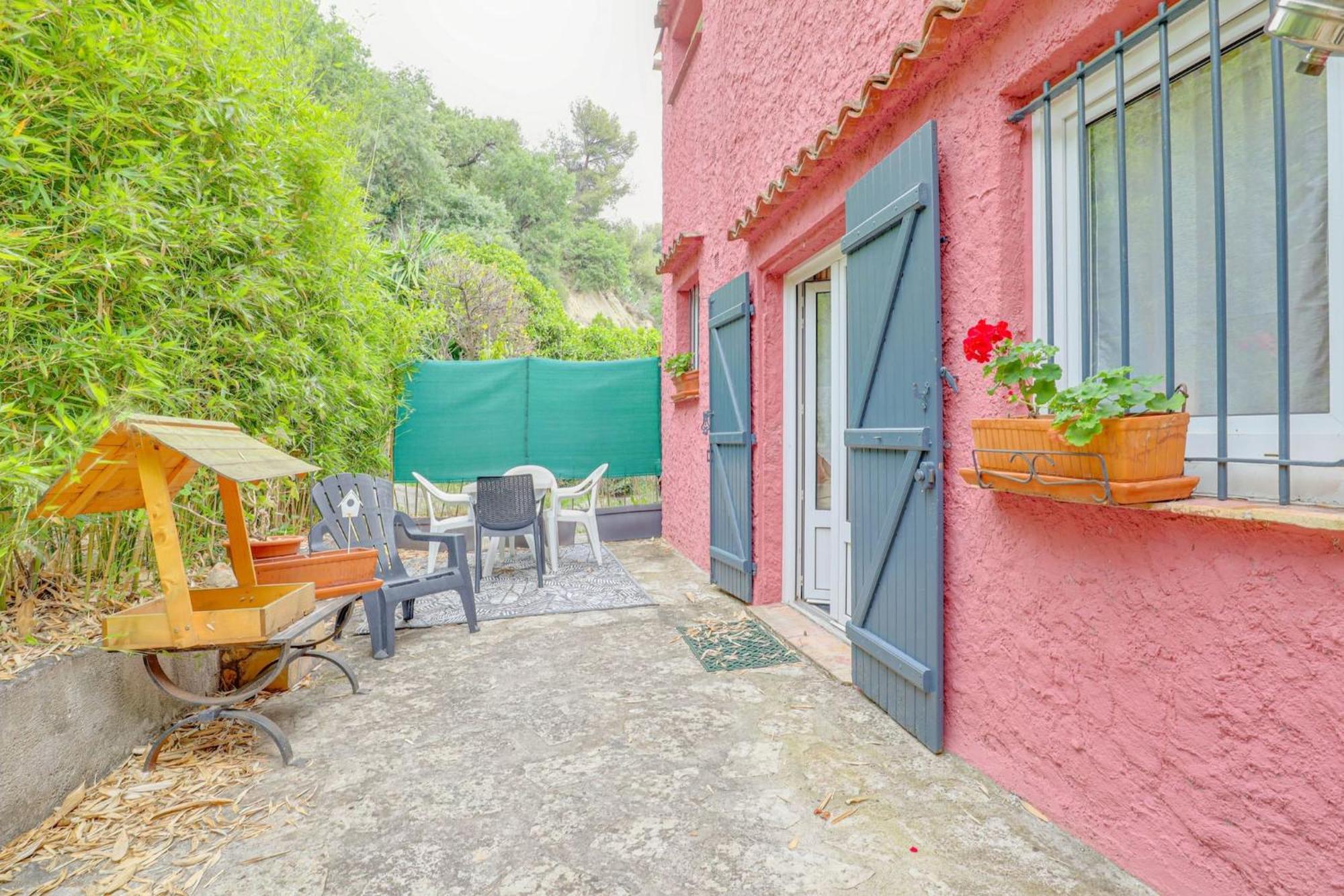 "La Petite Maisonnette" Au Calme, Proche Plage مينتون المظهر الخارجي الصورة